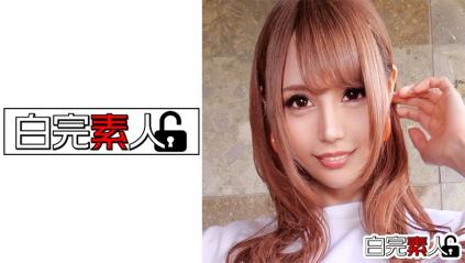 高挑纹身辣妹的浓情露出性爱盛宴。