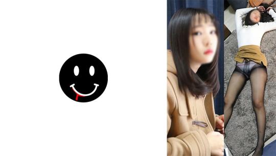 诱惑黑丝，沉迷女大学生的致命魅力。