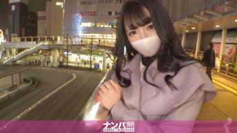 全是酒精的错… 醉意弥漫中自慰的姐姐,无可抗拒的情欲让她顺从交欢,身体滚烫脸颊泛红,在镜头前忘情呻吟!