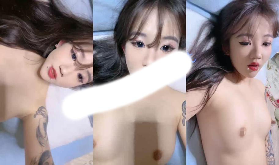 零零後小太妹在家脫光光開收費表演!~【櫻井川奈醬】~喜歡嫩妹的不要錯過!