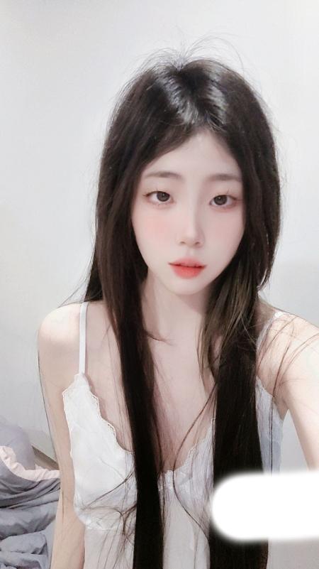 s级完美露脸,清纯女神【小坏猫】最新高价定制③,脸穴同框自慰,长得是性感蝴蝶逼(16v)
