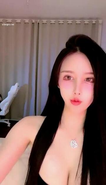 【明星級女神下海草莓味奶油】明星級顔值比網紅還要美，性感情趣内衣丁字褲黑絲大長美腿