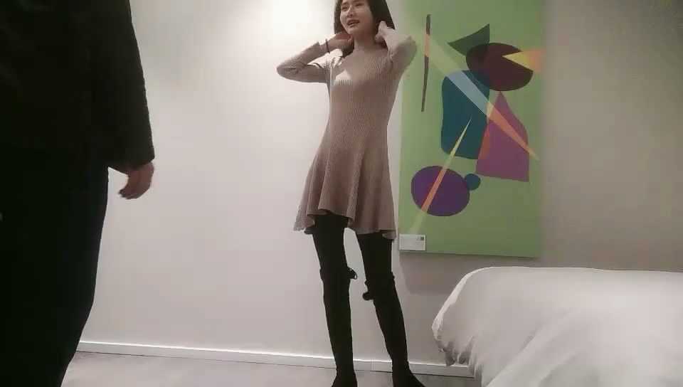 又一次约操上次操完恋恋不忘的170cm女神级气质美女.各种姿势猛草