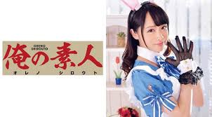 激情舞动,裙底风光尽显。
