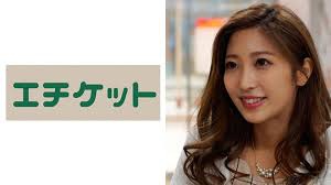 极品熟女巨乳诱惑，27岁成熟尤物。